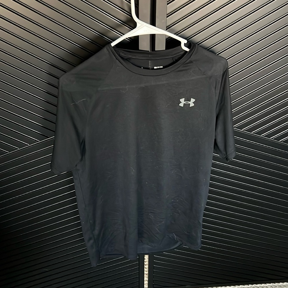Small under armour shirt